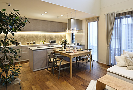 標準仕様が完全フル装備だからオプション･メンテナンス工事を最小限に