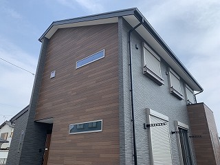 20代が建てた　はっぴいハウス　完成です！！