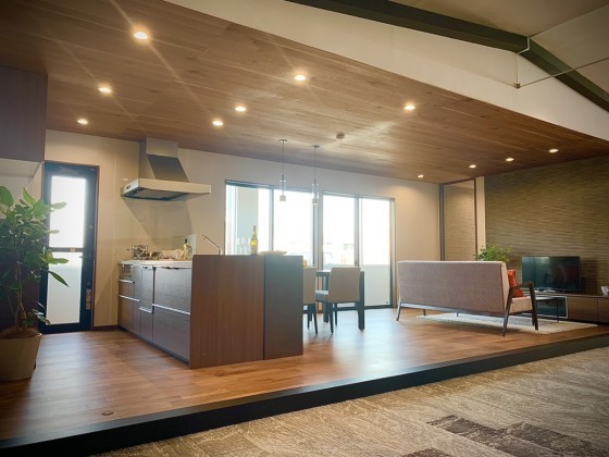 はっぴいな玄関ドア仕様◇