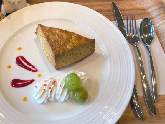 トーマスとモーニング