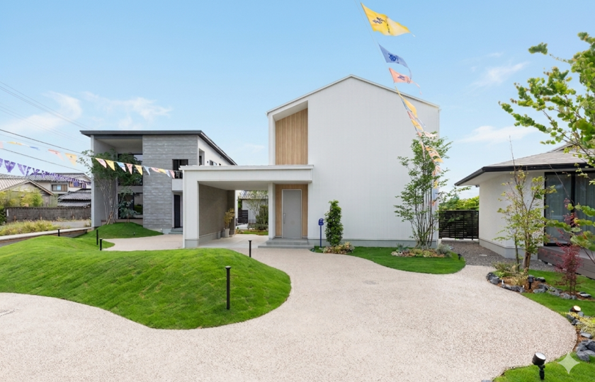 GRAND OPENイベント：HAPPY VILLAGE