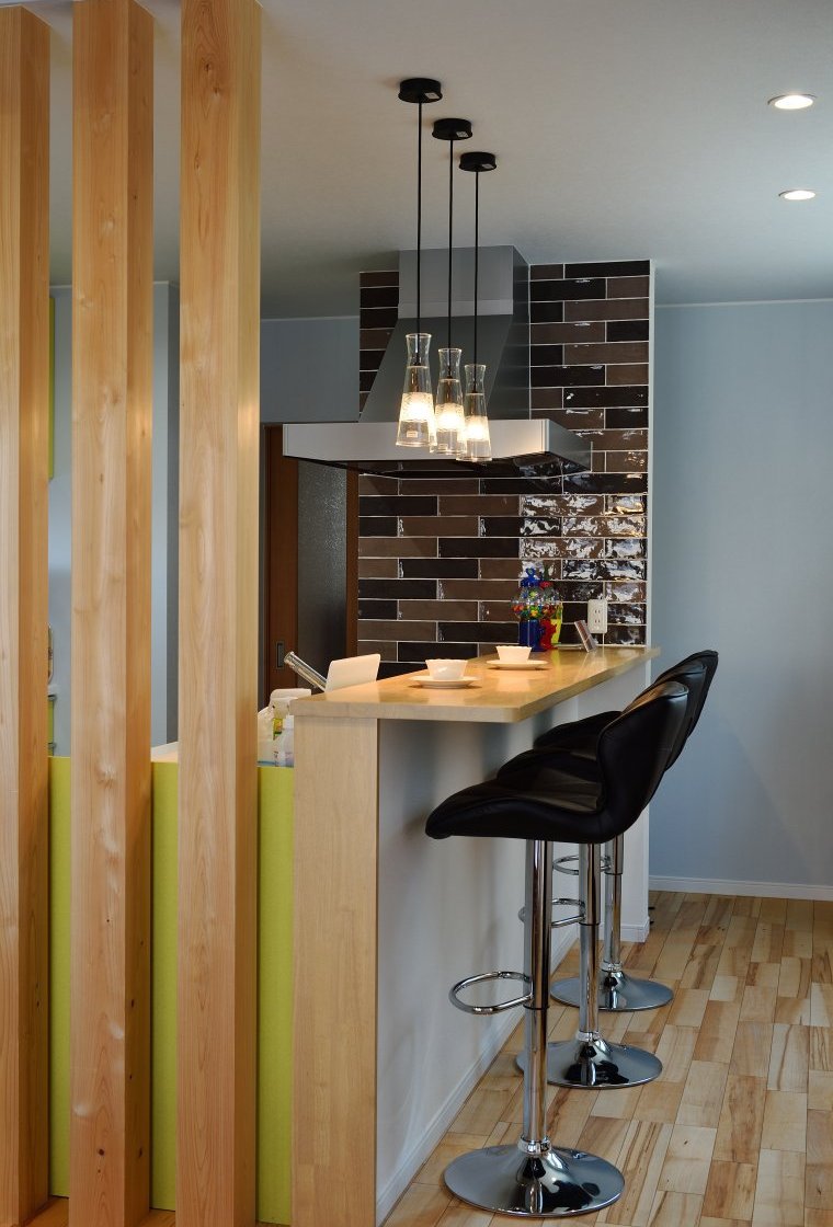 キッチンカウンターが笑顔を育むお家