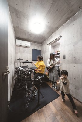 【30坪の平屋】21.5帖の大空間LDKとキッチン回遊動線の家