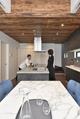 全室南向き!勾配天井で開放感溢れるお家