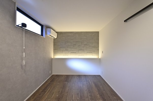 家族みんなが快適に暮らせる、平屋と二階建ての良さを兼ね備えた住まい