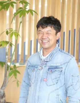 川口　賢二