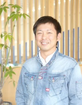 又平　泰行